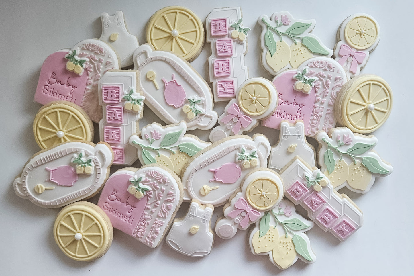 Bambino/Bambina Baby Shower Cookies